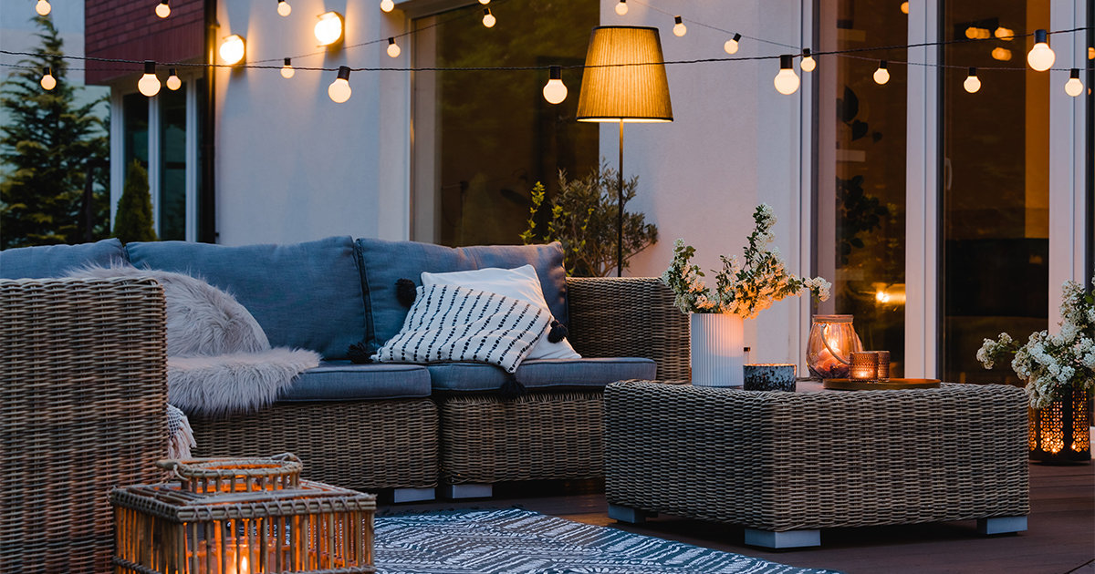 Outdoor living area with lots of ambient lighting